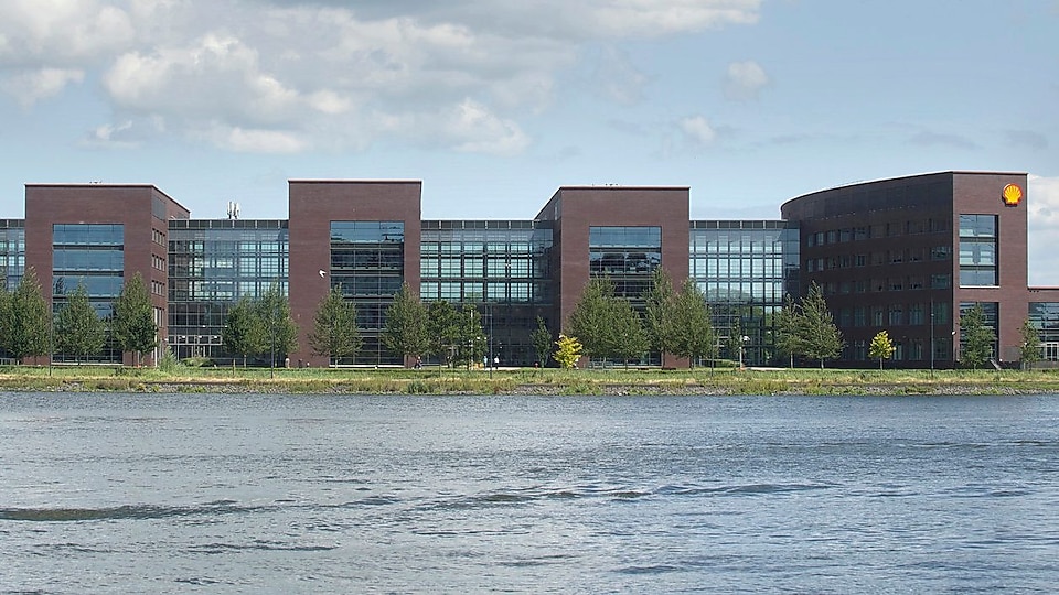 shell-technology-centre-amsterdam.jpg